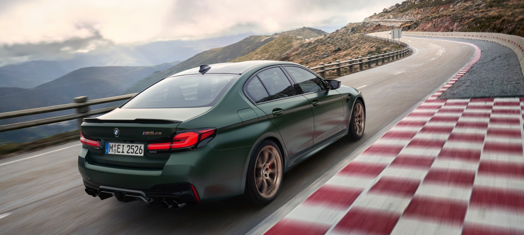 BMW M5 CS