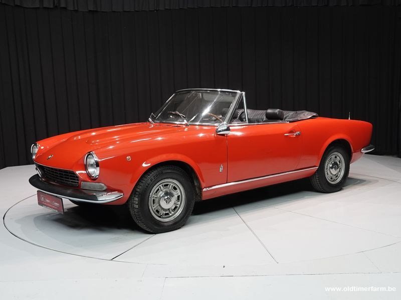 Fiat 124 Spider
