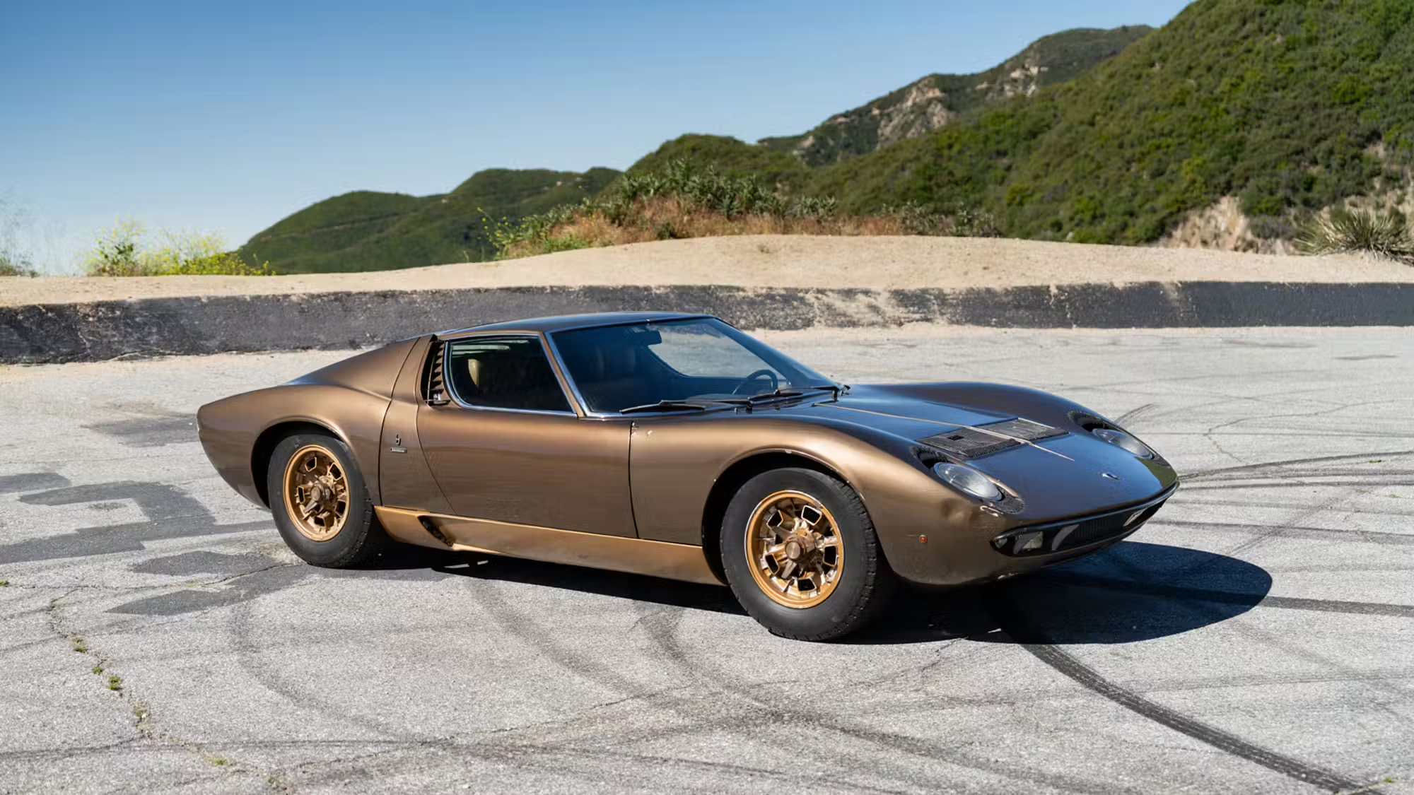 Lamborghini Miura P400