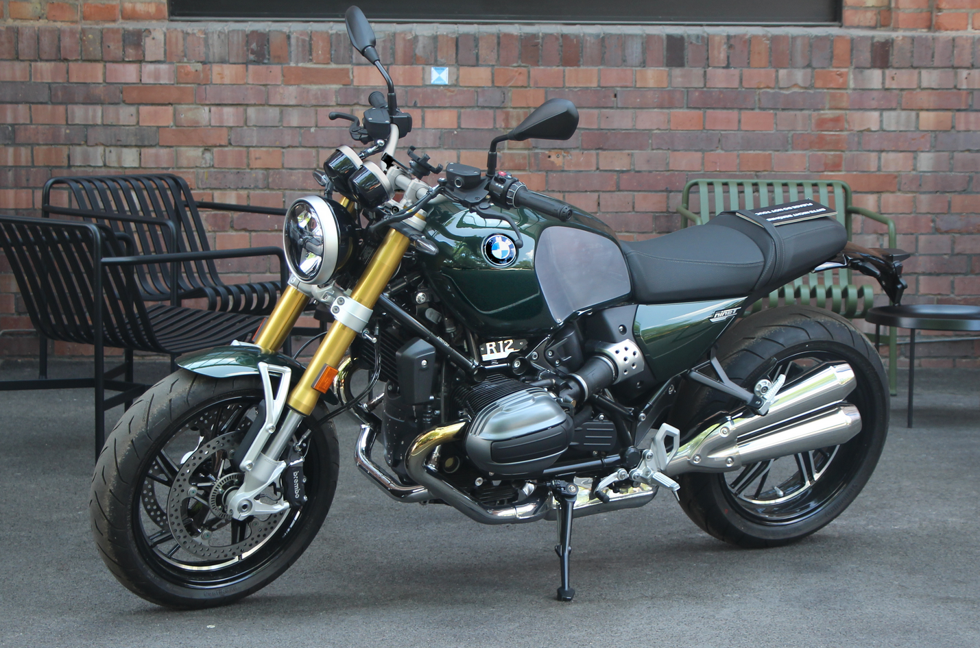 R12